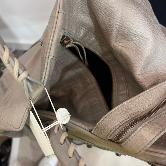 Like new Balenciaga purse and backpack - Picture 6 of 6